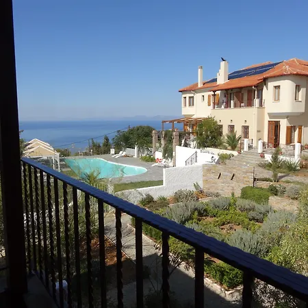 Lagou Raxi Country Hotell Lavkos