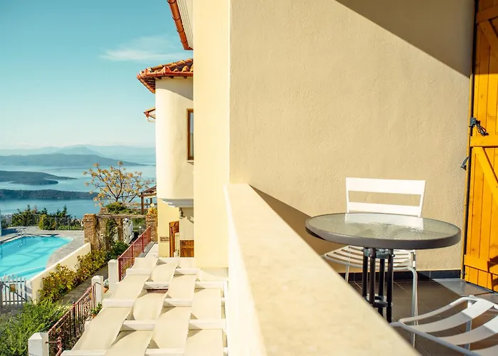 Lagou Raxi Country Platanés