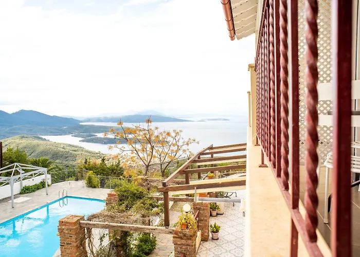 Lagou Raxi Country Platanés