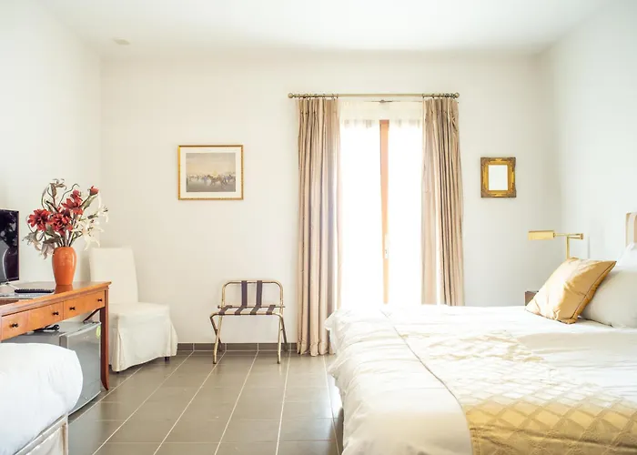 Lagou Raxi Country 3* Platanés