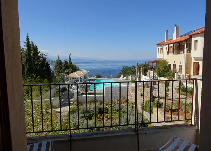 Lagou Raxi Country 3*