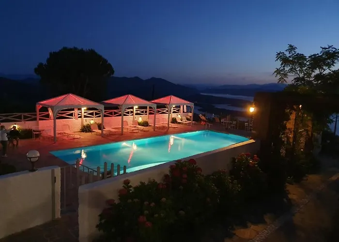 Ξενοδοχείο Lagou Raxi Country 3*